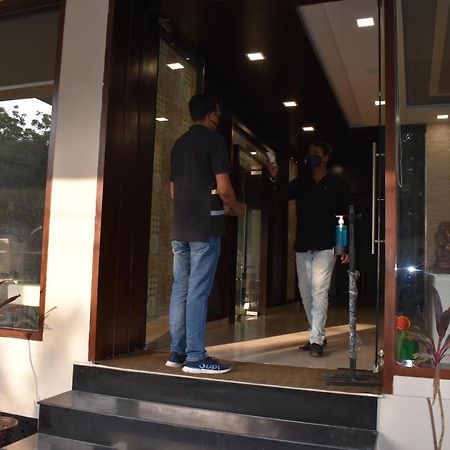 Hotel Siddhartha Inn ウダイプル エクステリア 写真