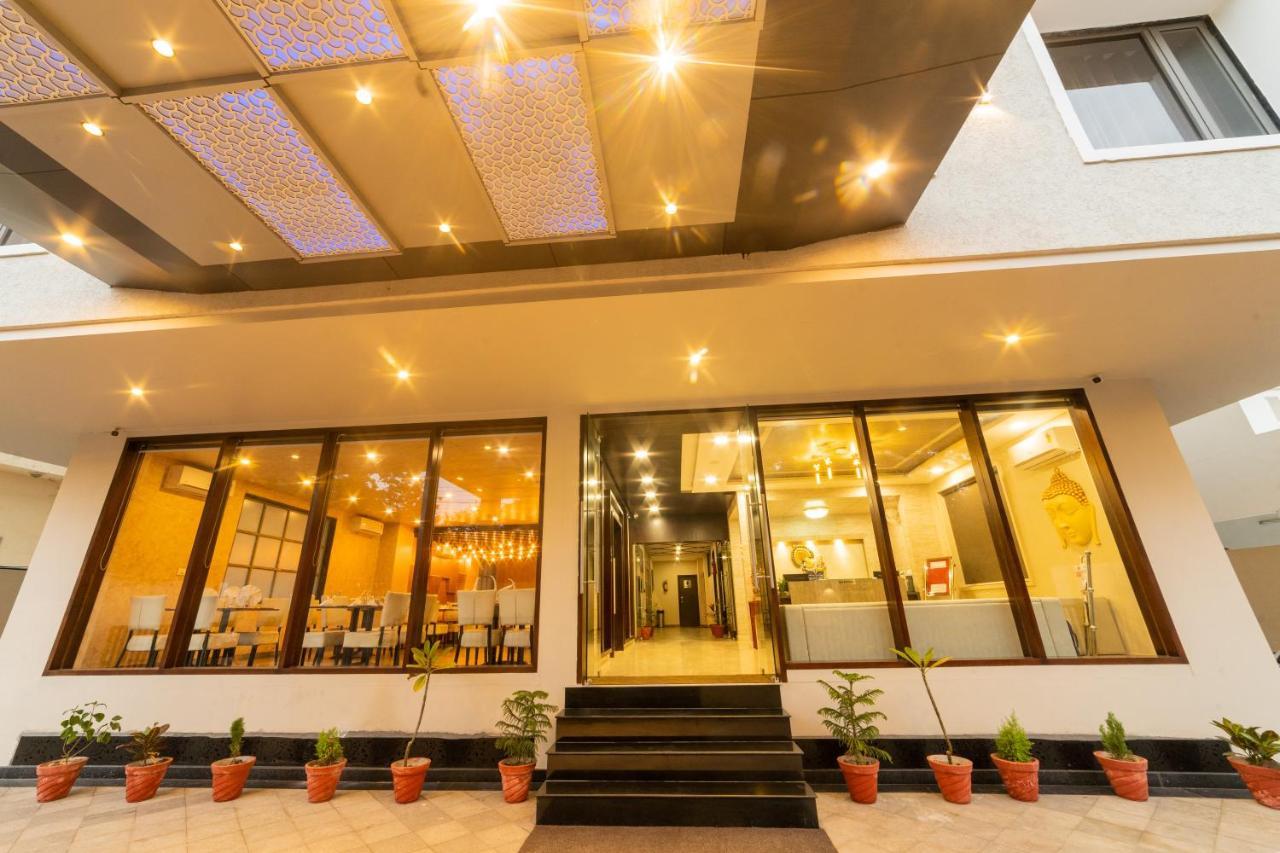Hotel Siddhartha Inn ウダイプル エクステリア 写真