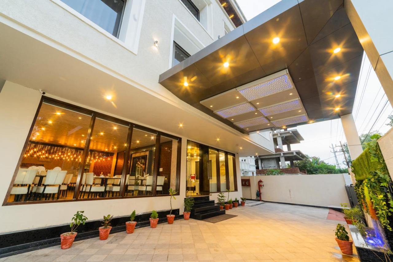 Hotel Siddhartha Inn ウダイプル エクステリア 写真